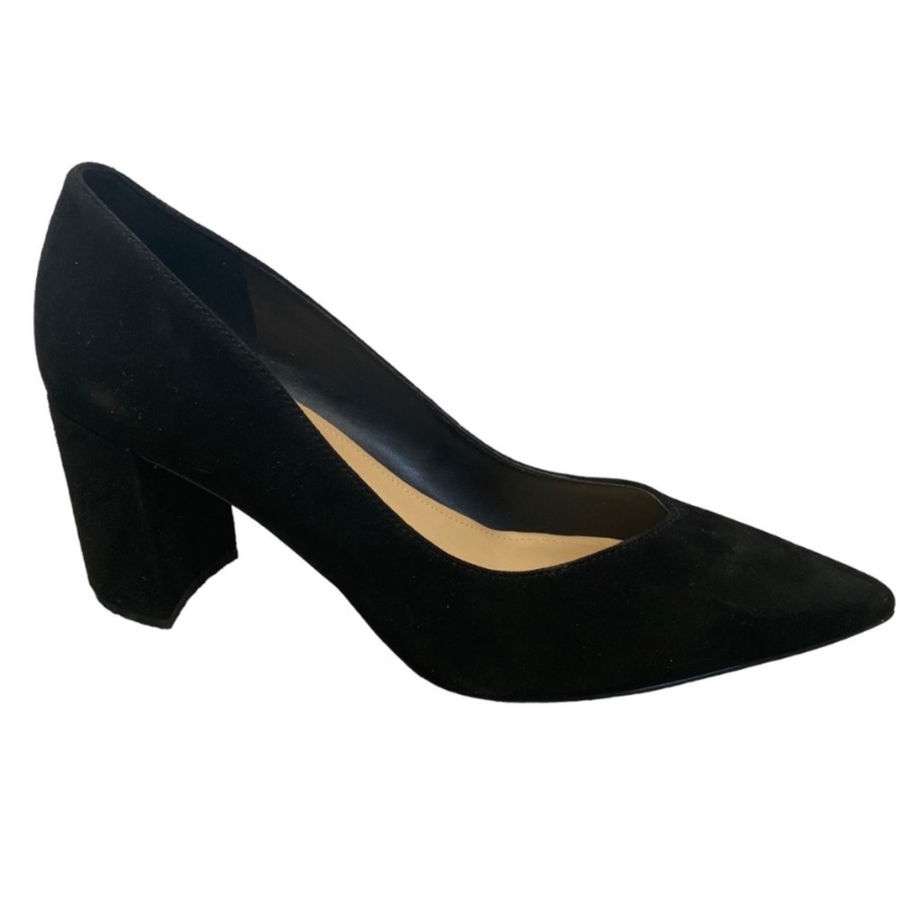 Marc Fisher Pump Women’s size 8M black suede block heel EUC